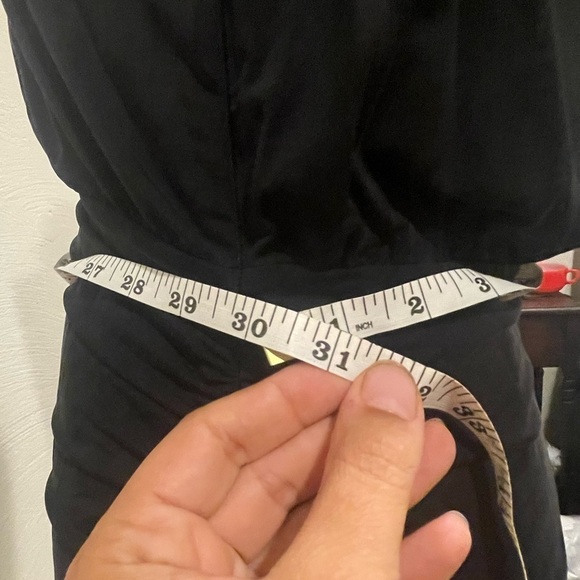 Great one sleeved black dress - Picture 7 of 8